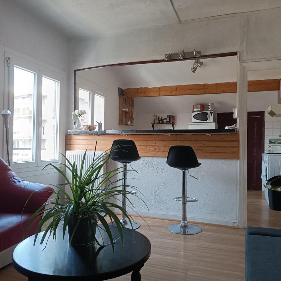 Sous Les Toits Arverne 洽马来里斯 外观 照片