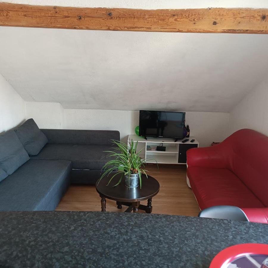 Sous Les Toits Arverne 洽马来里斯 外观 照片
